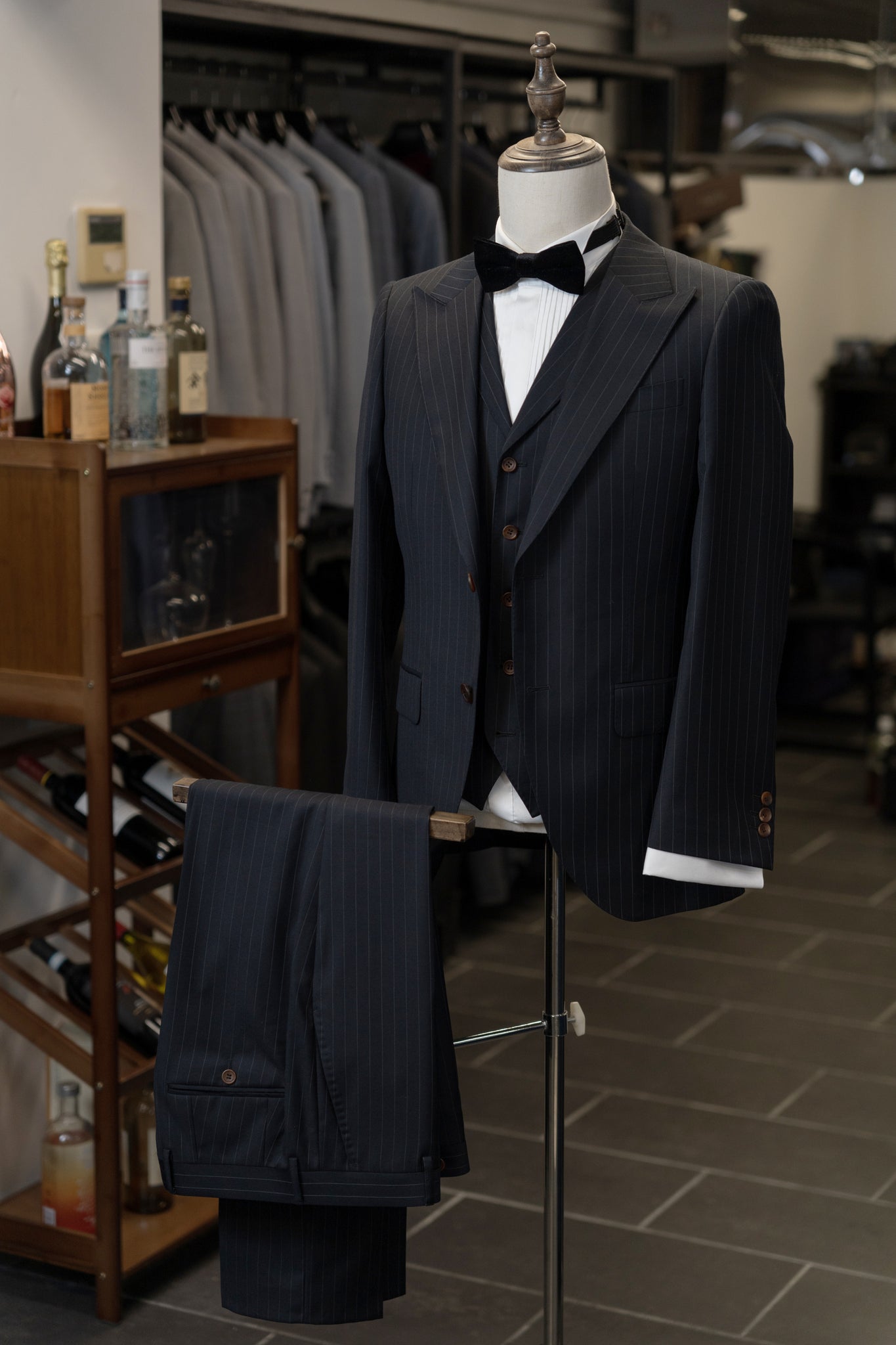 S066NY Rental Minimal Suit