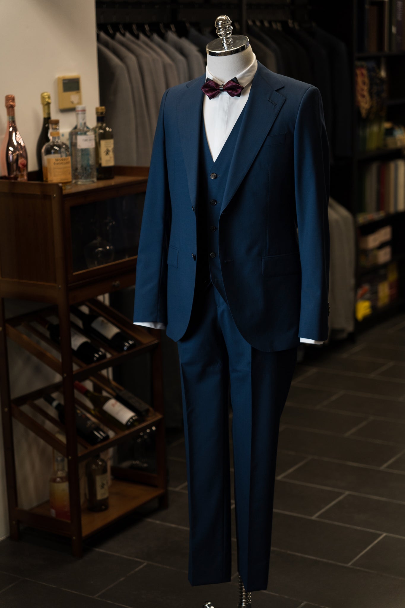 Navy Bule Minimal Suit