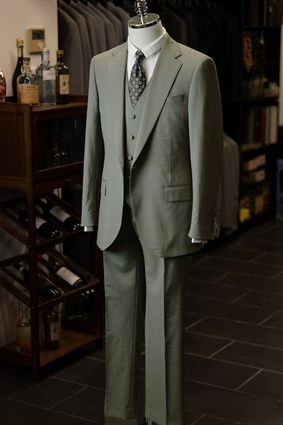 S024GN Rental Luxury Suit