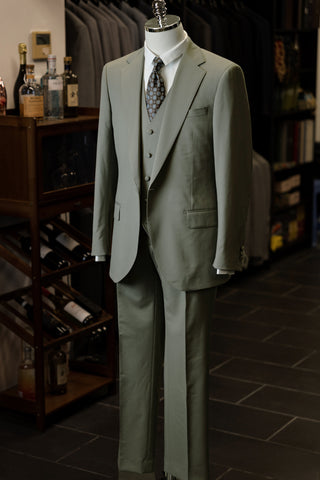 S024GN Rental Luxury Suit