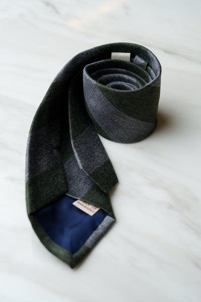 AT179GNGY Moss Green/Grey Stripe Tie