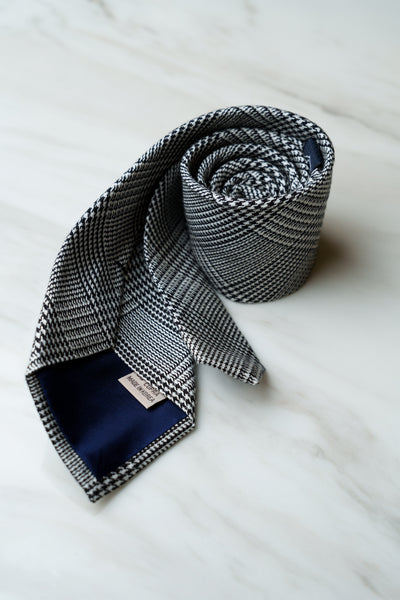 AT185GY Light Grey Check Tie