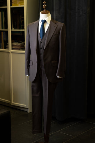 S093BN Rental Luxury Suit