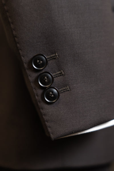 S093BN Rental Luxury Suit
