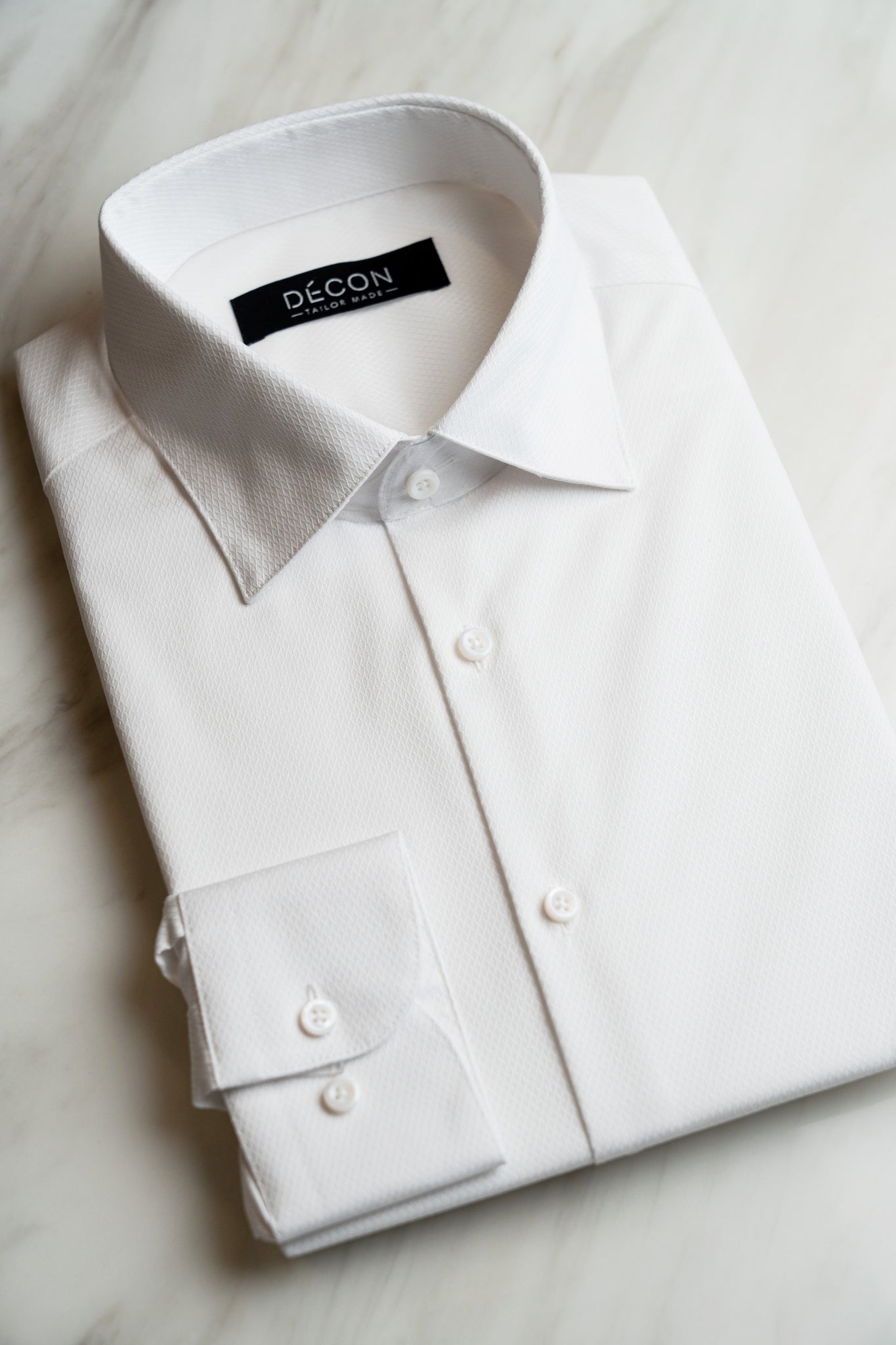 Spread Collar White Shirt Whit Cross Pattern