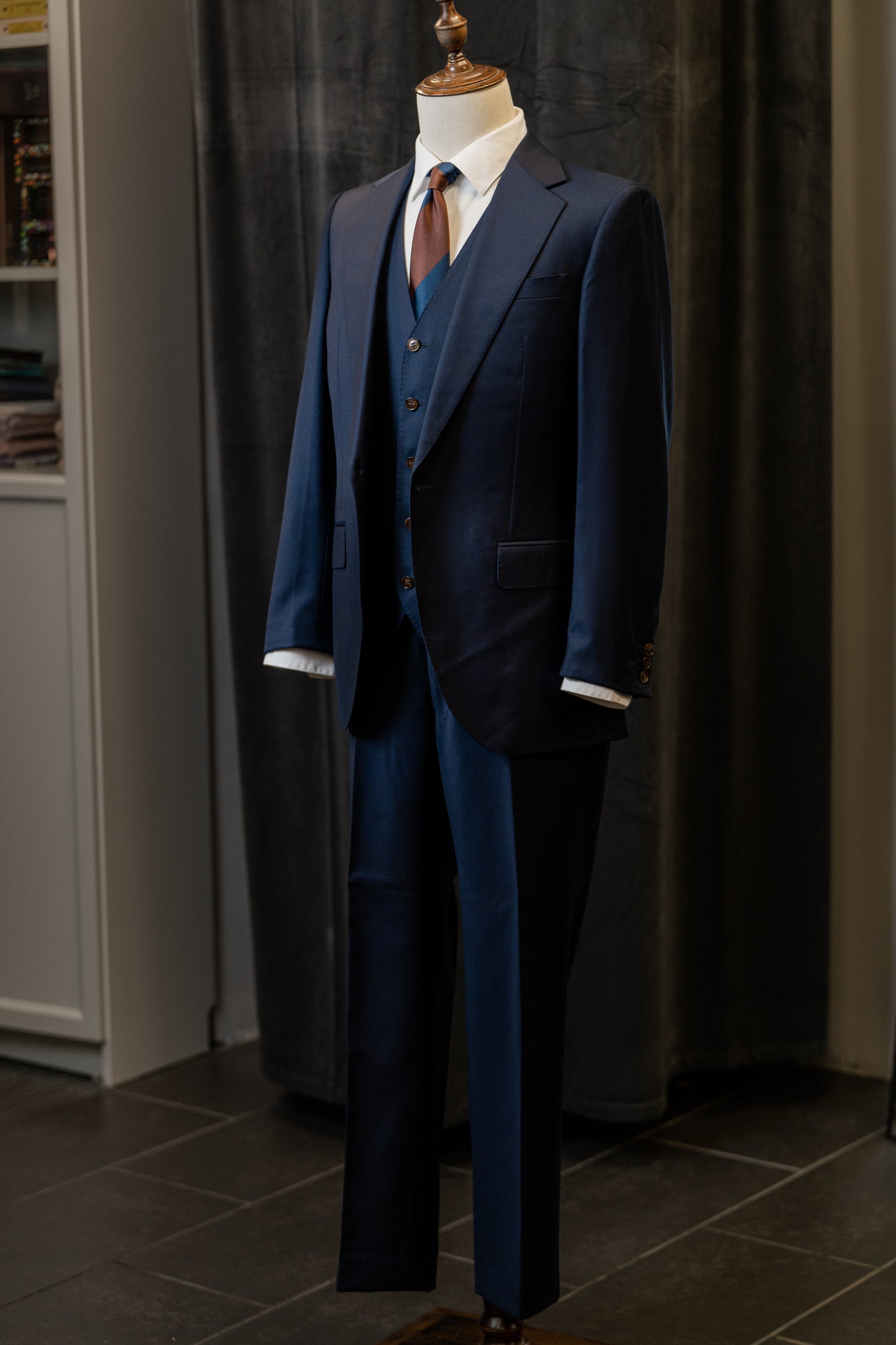 S002BU Rental Minimal Tuxedo