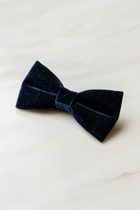 B147BU Dark Blue Velvet Bow Tie