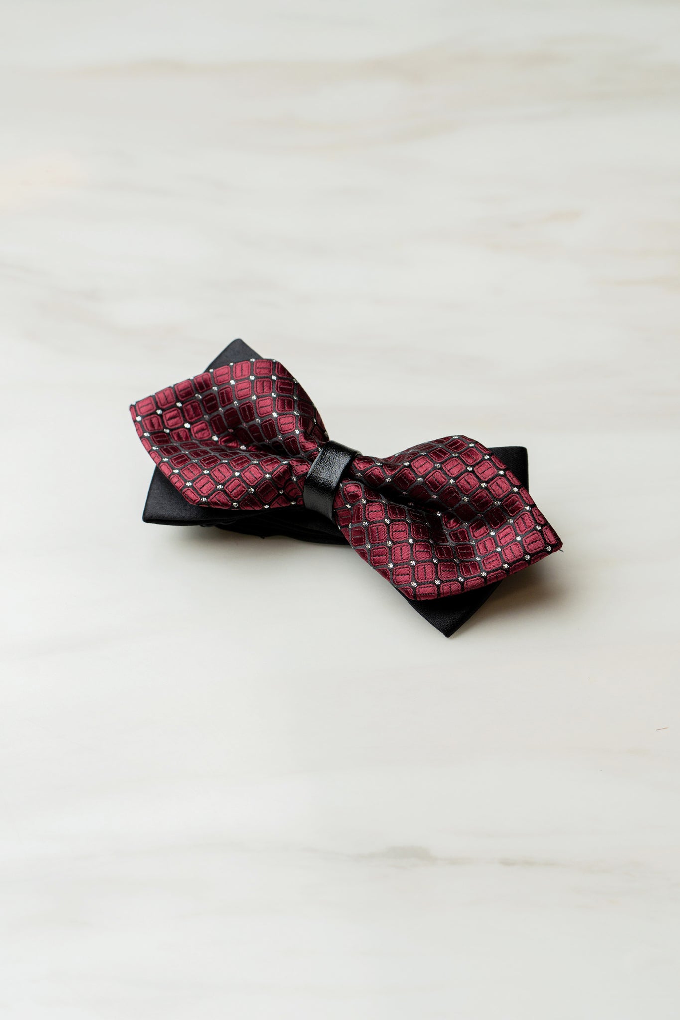 B160RDBK Dark Red/Black Check Bow Tie