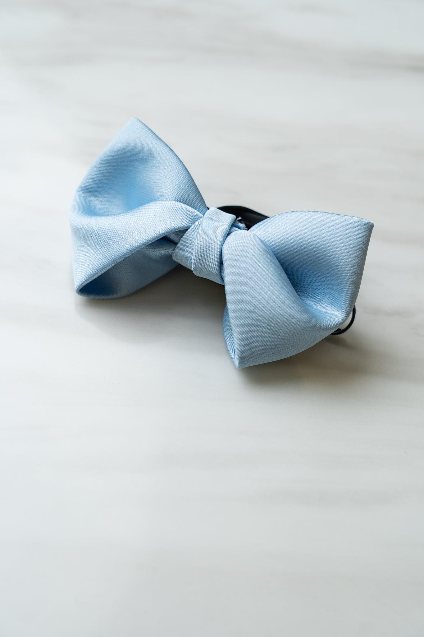 B025BU Light Blue Satin Bow Tie