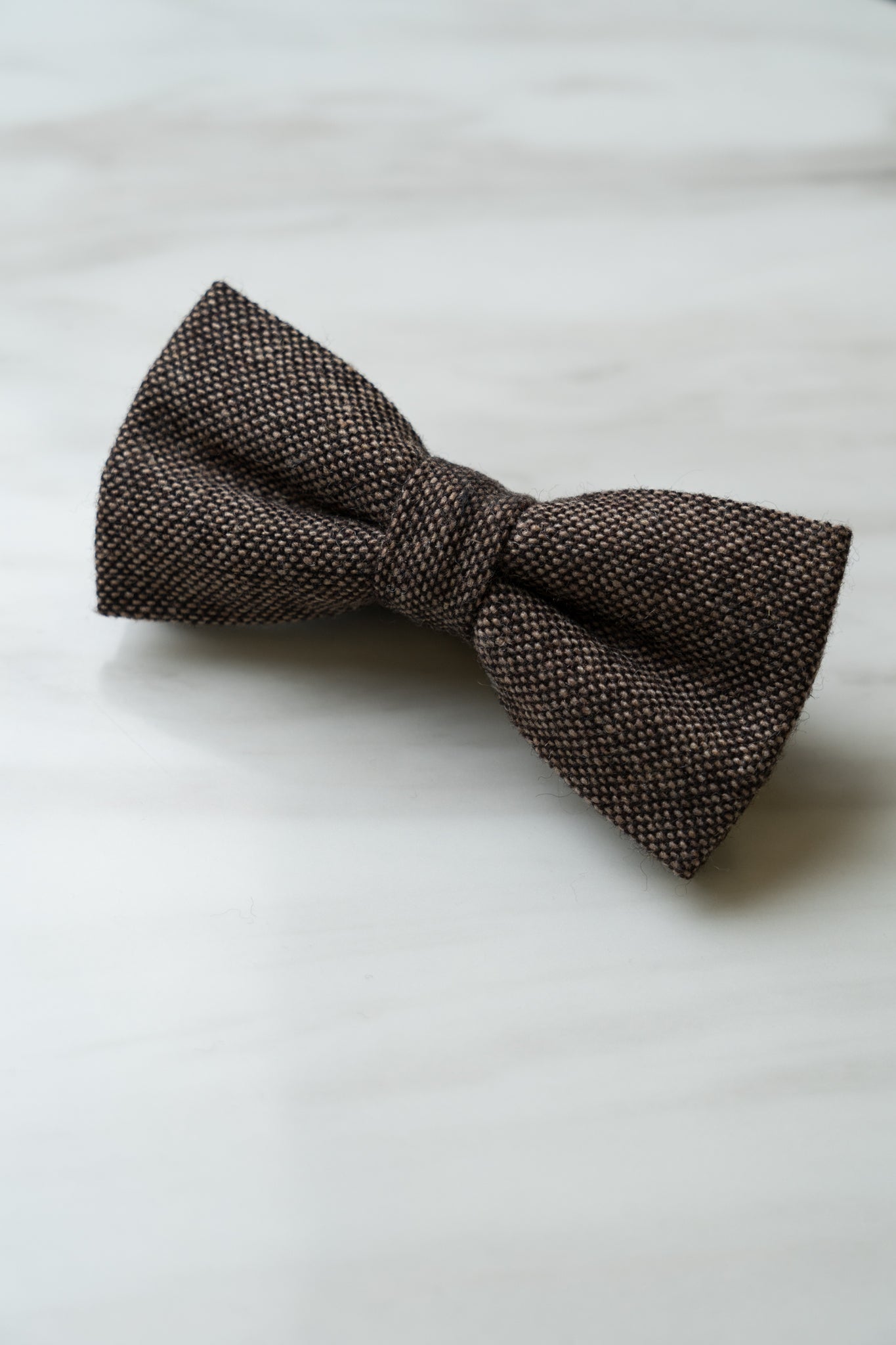 B053BN Dark Brown Tweed Bow Tie