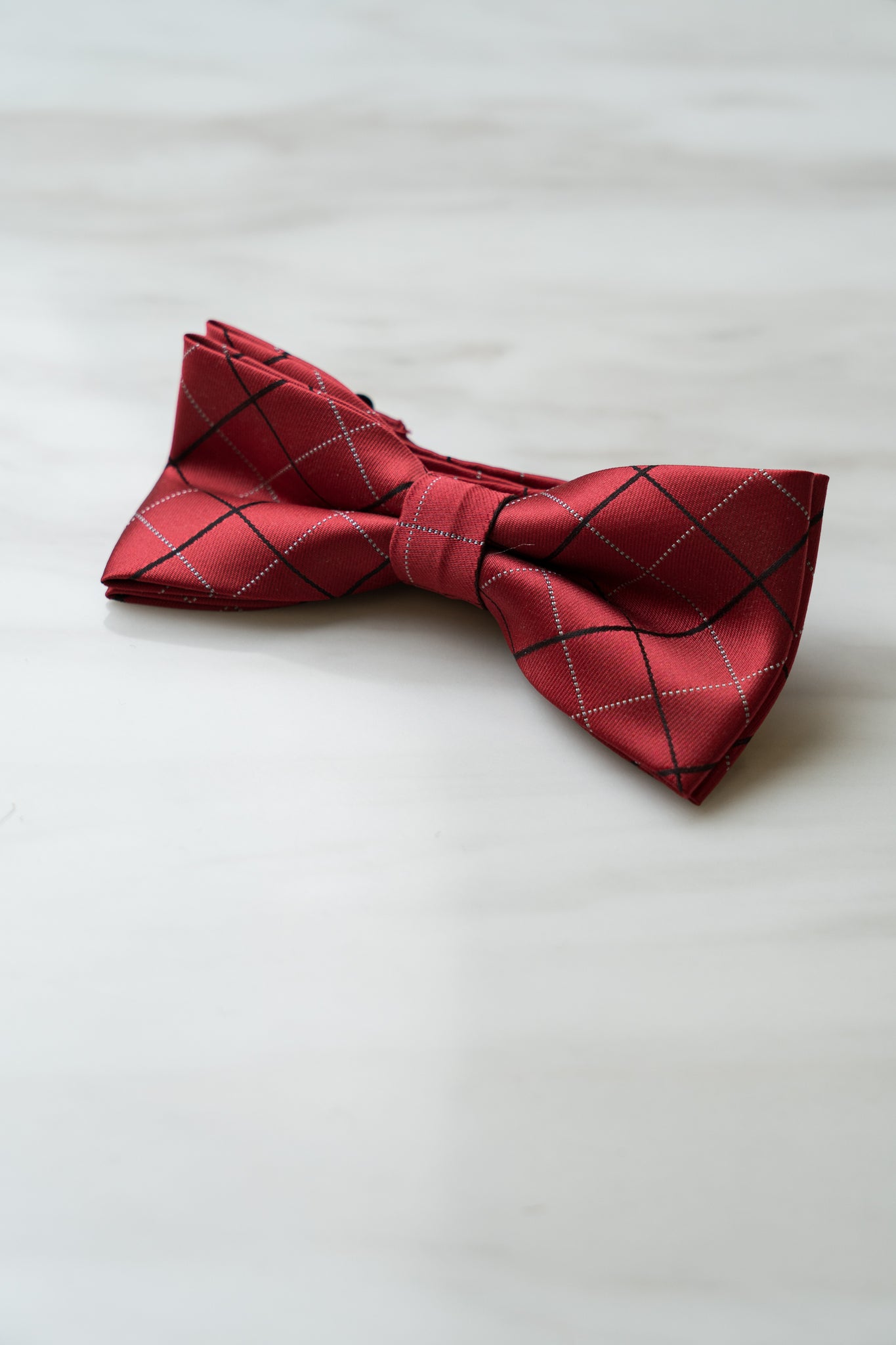 B065RD Red Check Bow Tie