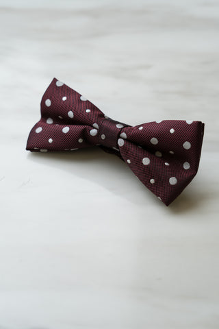 B068RD Dark Red Dots Bow Tie