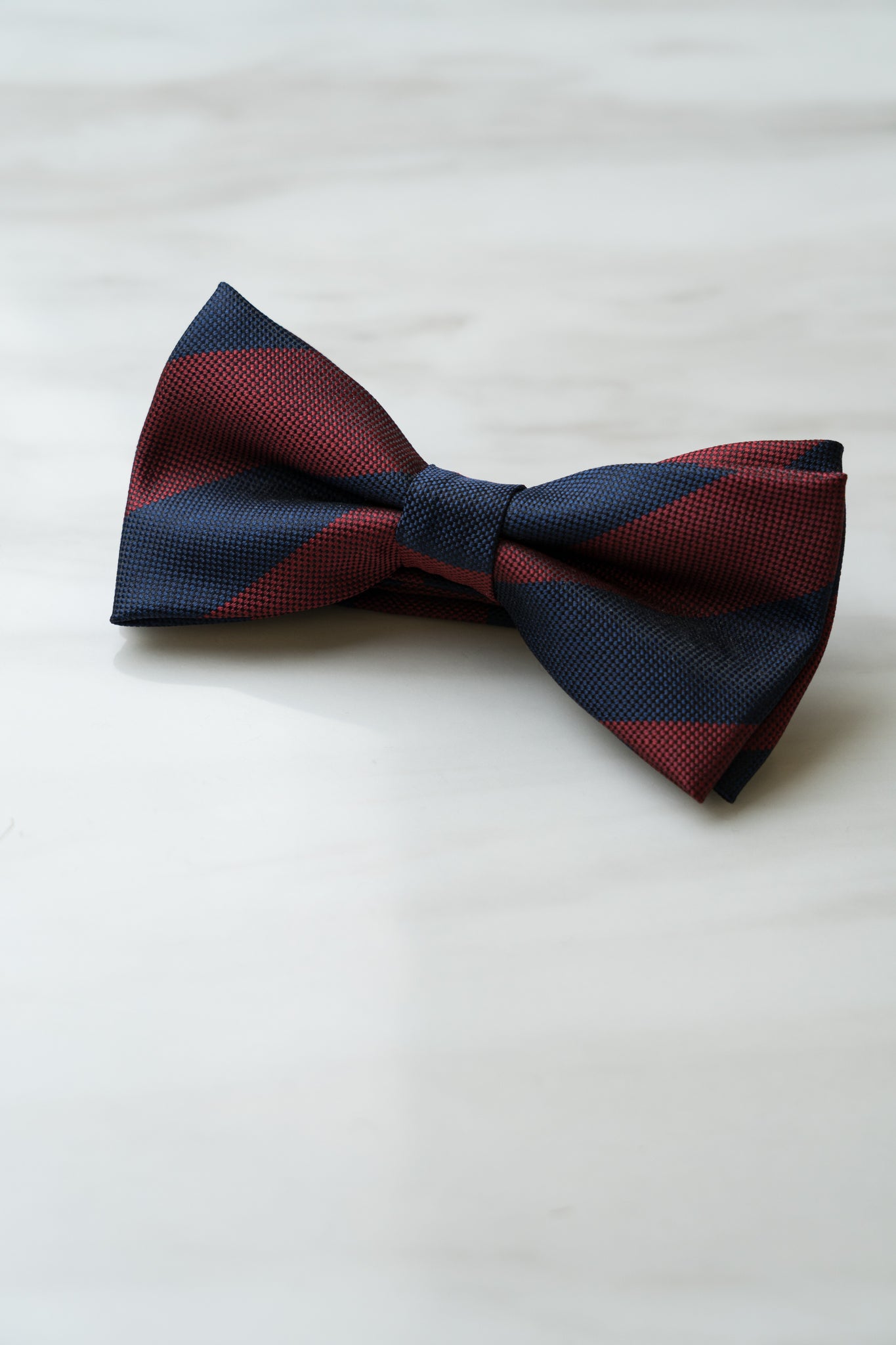 B070RDNY Red/Navy Stripe Bow Tie