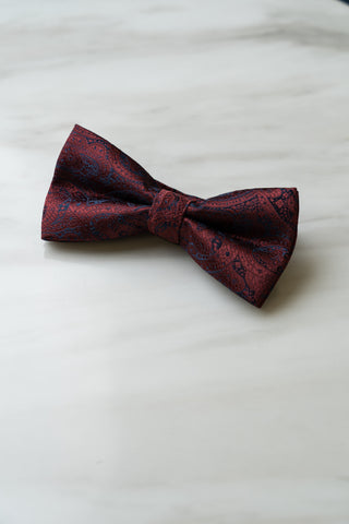 B077RD Red Paisley Bow Tie