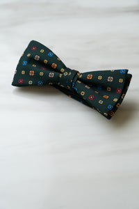 B087GN Green Floral Bow Tie
