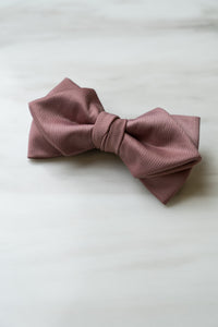 B095PK Pink Satin Bow Tie