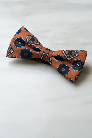 B119OR Orange Floral Bow Tie