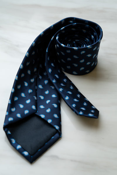 AT007BU Blue Dots Tie