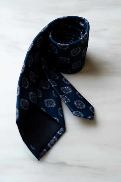 AT015NY Navy Blue Floral Tie