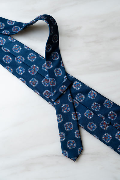 AT015NY Navy Blue Floral Tie