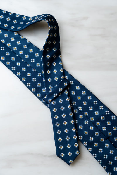 AT016NY Navy Blue Floral Tie