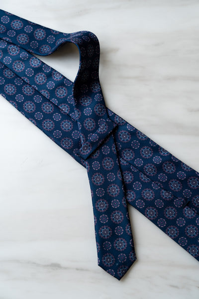 AT018NY Navy Blue Floral Tie