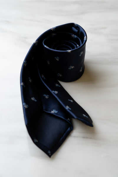 AT021NY Navy Blue Floral Tie