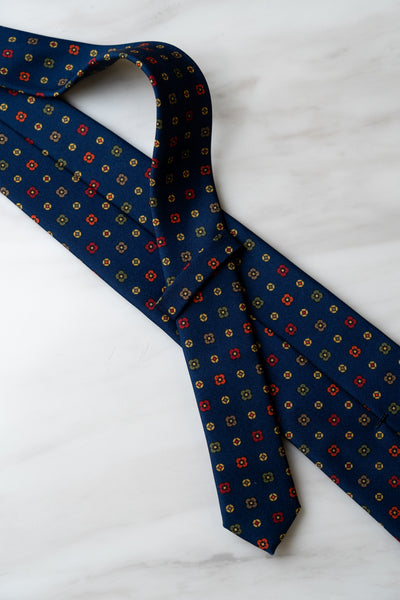 AT024BU Dark Blue Floral Tie