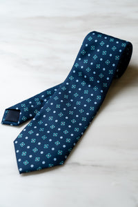 AT026BU Blue Dots Tie