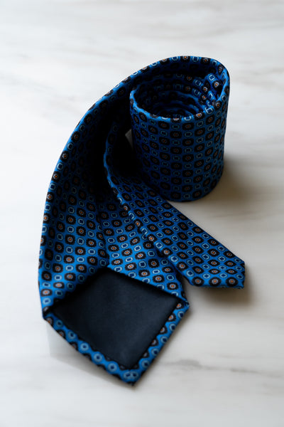 AT028BU Blue Floral Tie