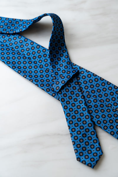 AT028BU Blue Floral Tie
