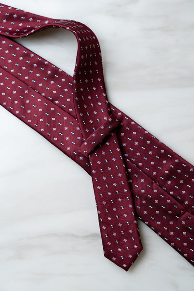 AT034RD Red Dots Tie