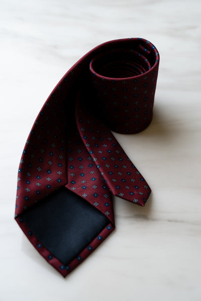 AT036RD Red Floral Tie