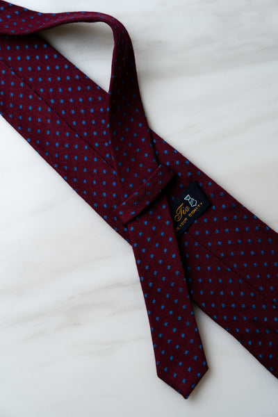 AT038RD Dark Red Dots Tie