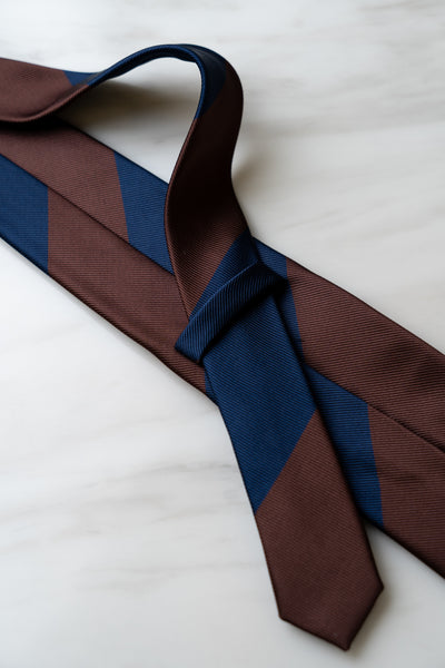 AT045BNBU Dark Brown/Blue Stripe Tie