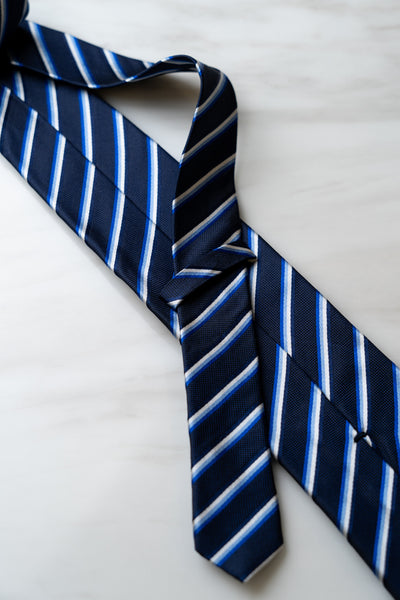 AT050BU Blue Stripe Tie