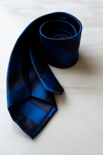 AT055BU Dark Blue Stripe Tie