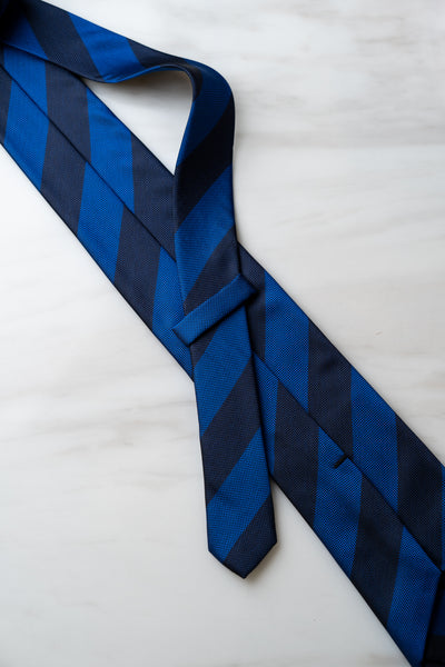 AT055BU Dark Blue Stripe Tie
