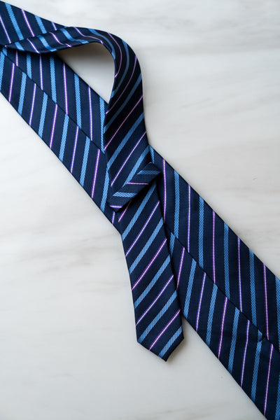 AT057BU Blue Stripe Tie