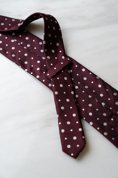 AT069RD Red Dots Tie