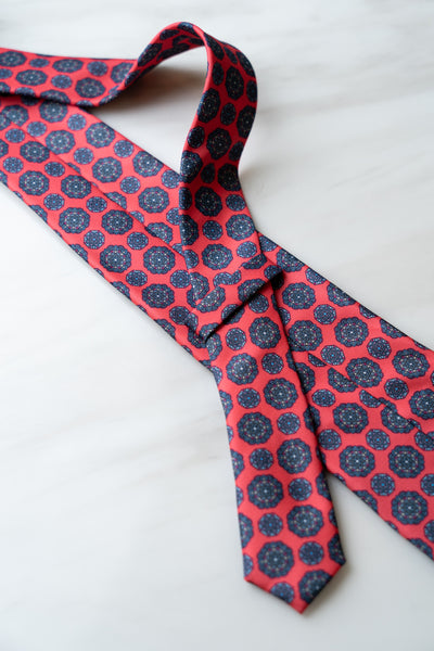 AT074RD Light Red Floral Tie