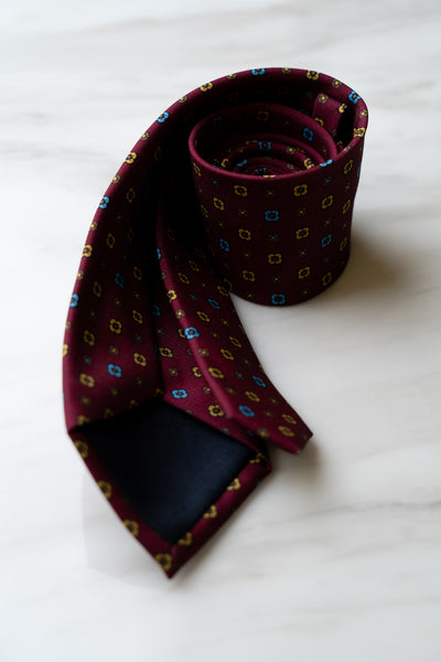AT077RD Red Floral Tie