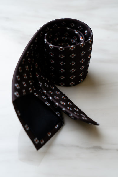 AT085BN Brown Floral Tie
