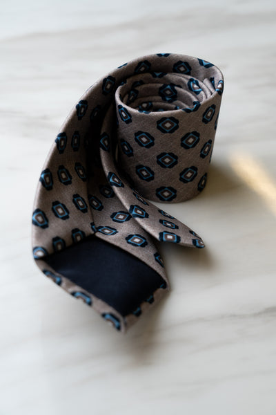 AT090GY Light Grey Floral Tie