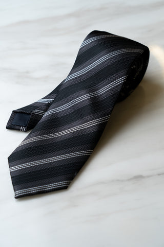 AT093GY Grey Stripe Tie