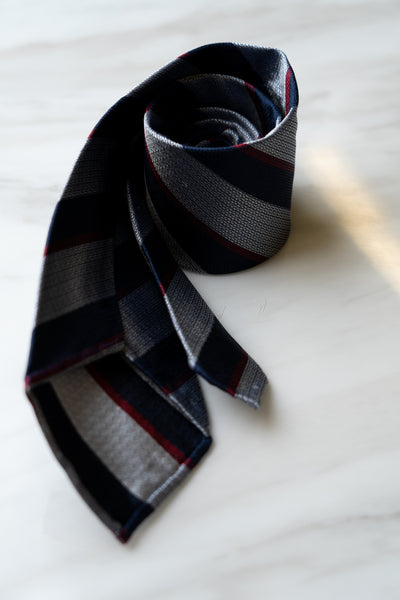 AT096GYBU Grey/Blue Stripe Tie