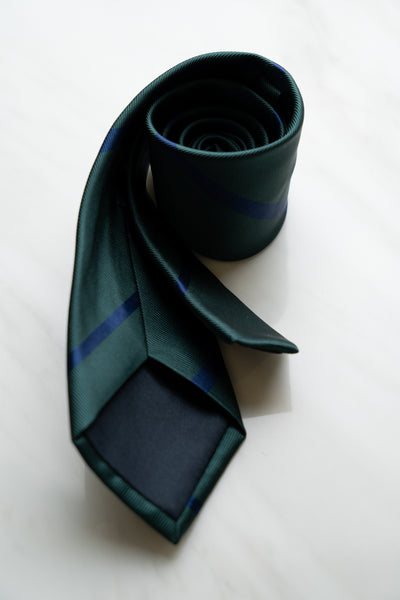 AT102GN Dark Green Stripe Tie