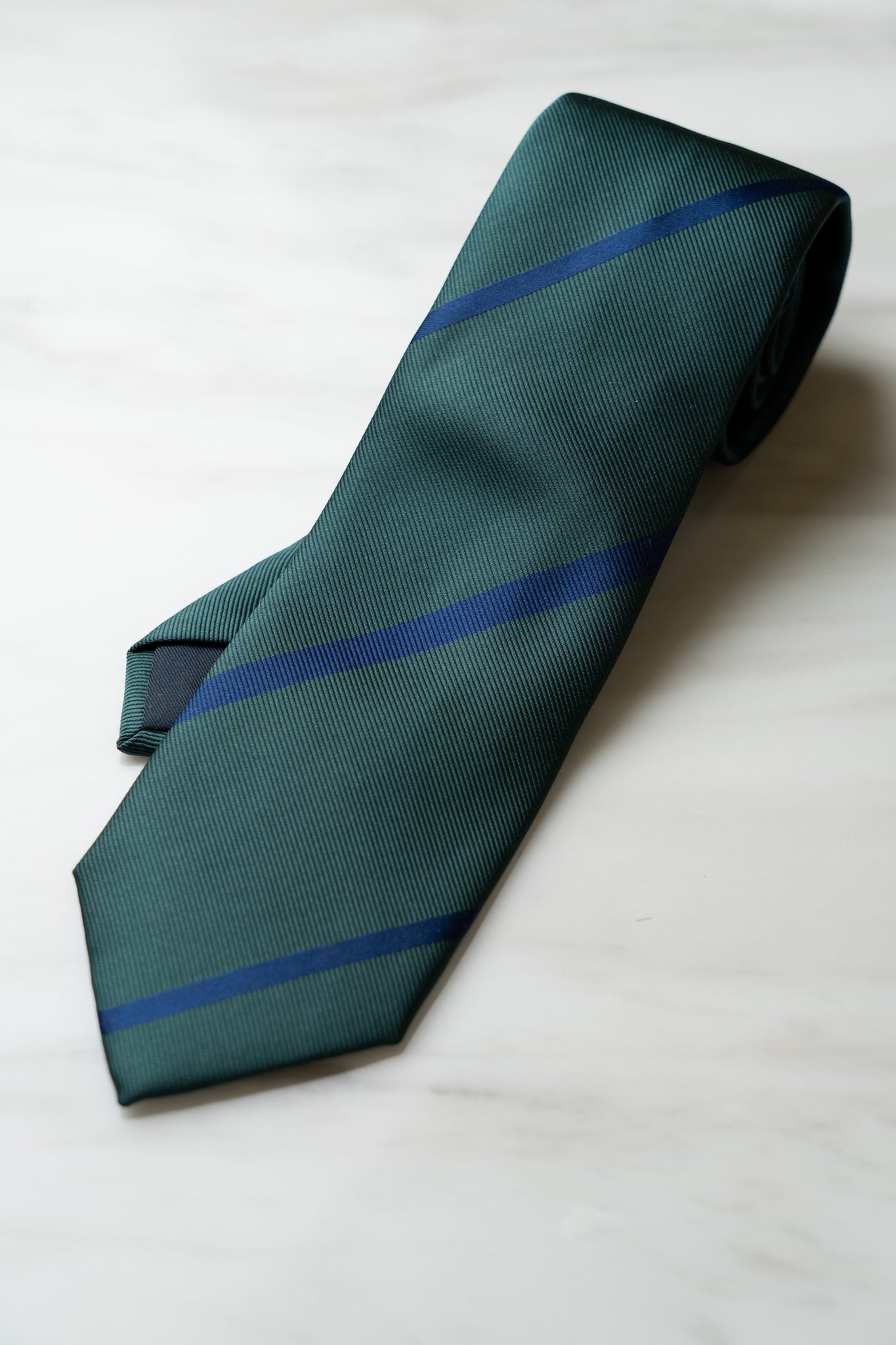 AT102GN Dark Green Stripe Tie