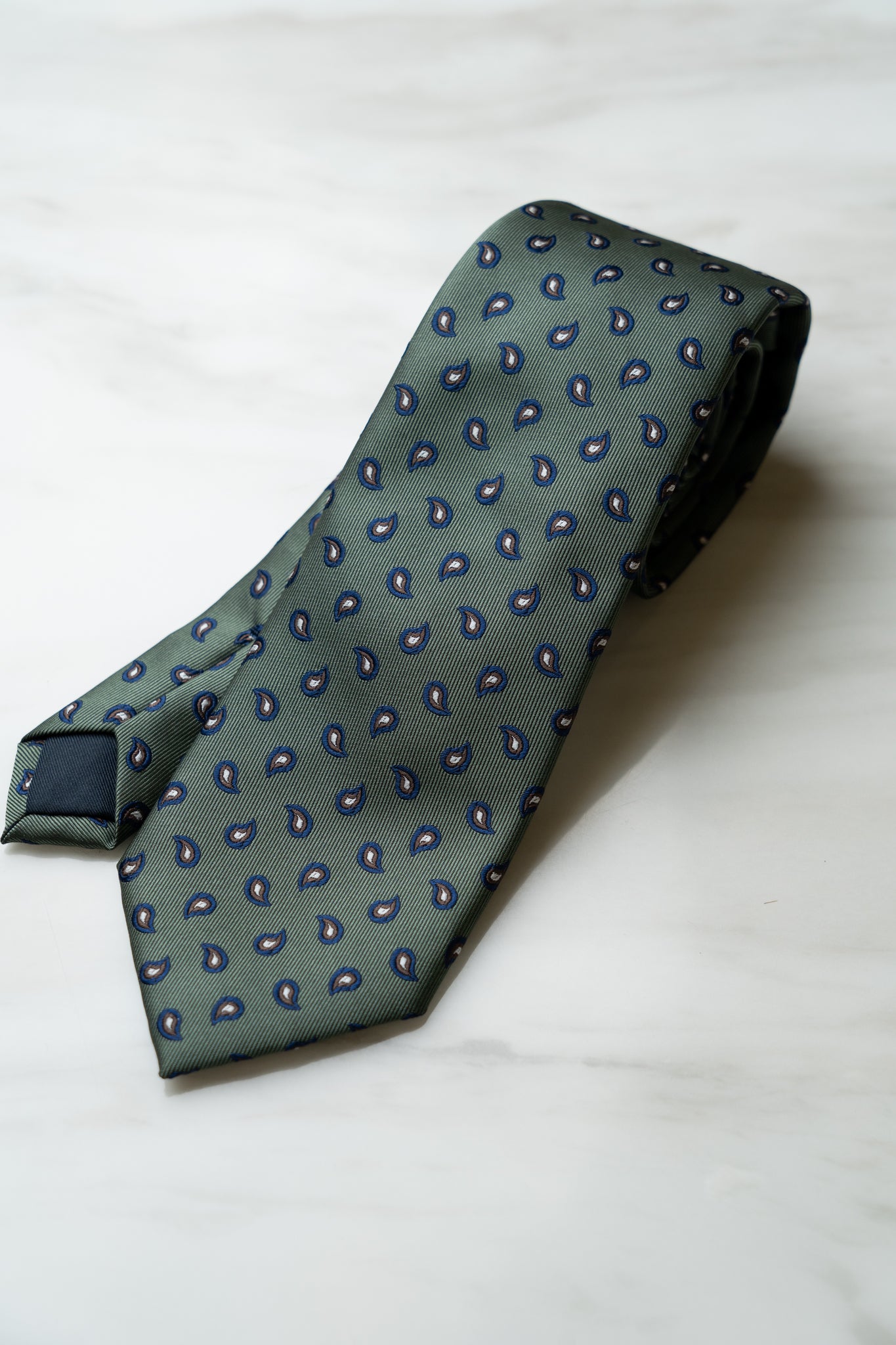 AT107GN Olive Green Dots Tie