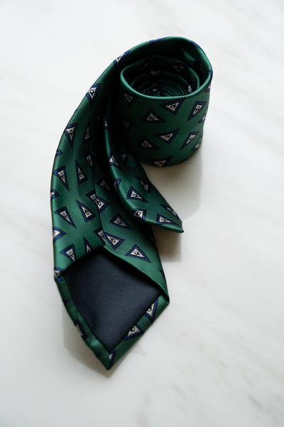 AT108GN Green Geometry Tie